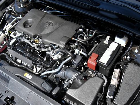 Used 2023 Toyota Camry SE FWD image 43