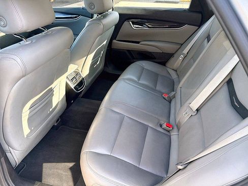 Used 2016 Cadillac XTS Luxury AWD/4WD image 16
