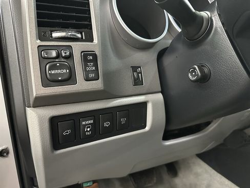 Used 2010 Toyota Sequoia Platinum AWD/4WD image 25