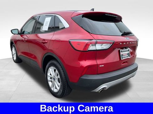 Used 2022 Ford Escape SE w/ Convenience Package FWD image 3