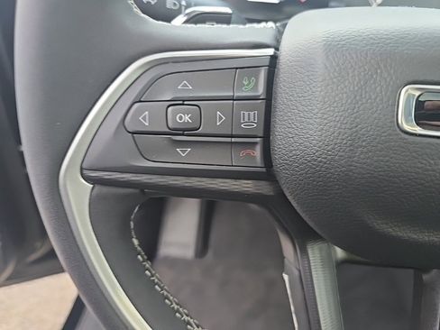 New 2025 Jeep Grand Cherokee 4WD image 24