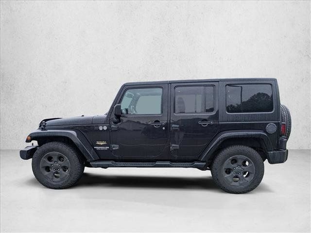Used 2014 Jeep Wrangler Unlimited Sahara AWD/4WD image 8