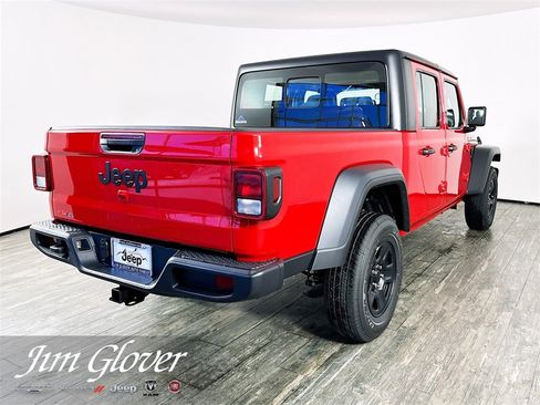New 2026 Jeep Gladiator Sport image 6