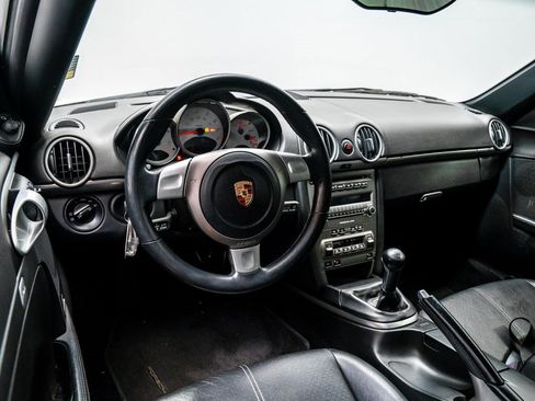 Used 2006 Porsche Cayman S image 4