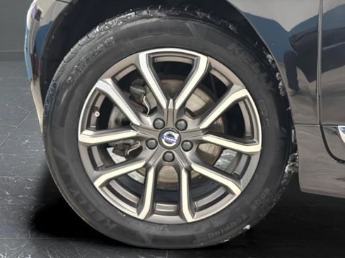 Used 2016 Volvo XC60 T6 w/ Proximity Package image 34