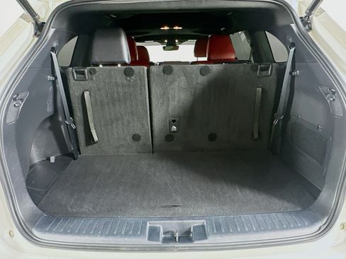 Used 2021 Toyota Highlander XSE FWD image 31