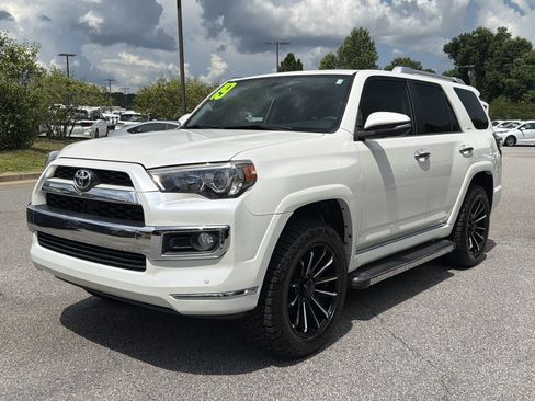 Used 2019 Toyota 4Runner Limited RWD image 3