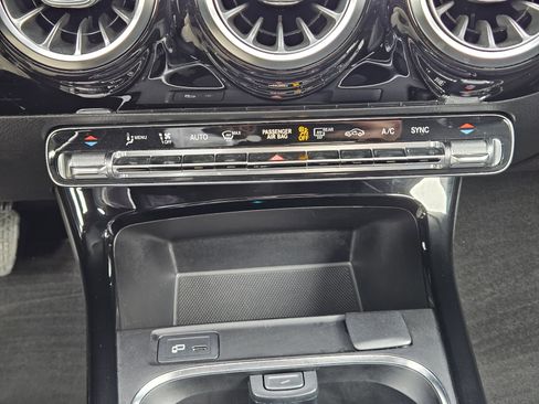 Used 2020 Mercedes-Benz A 220 A 220 image 18