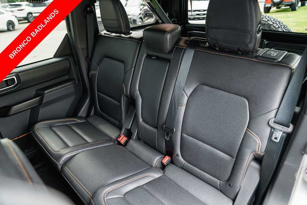 Used 2024 Ford Bronco Badlands AWD/4WD image 28