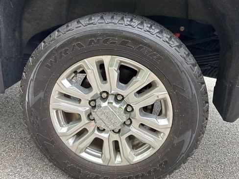 Used 2022 GMC Sierra 3500 Denali w/ Snow Plow Prep/Camper Package AWD/4WD image 17