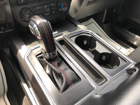 Used 2018 Ford F150 XLT w/ Equipment Group 302A Luxury AWD/4WD image 28