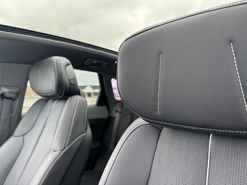Certified 2025 Cadillac Optiq Luxury 2 w/ LPO, Floor Liner Package AWD/4WD image 26