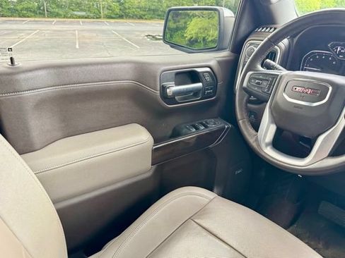 Used 2022 GMC Sierra 1500 SLT w/ SLT Premium Plus Package AWD/4WD image 22