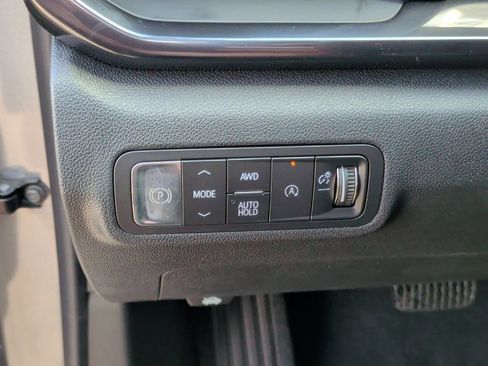 New 2026 GMC Terrain AT4 w/ Technology Package II AWD/4WD image 16