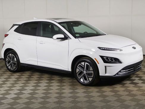 Used 2022 Hyundai Kona Limited FWD image 48