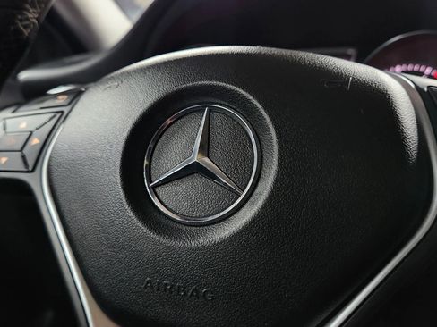 Used 2015 Mercedes-Benz GLA 250 GLA 250 4MATIC Sport Utility 4 image 24