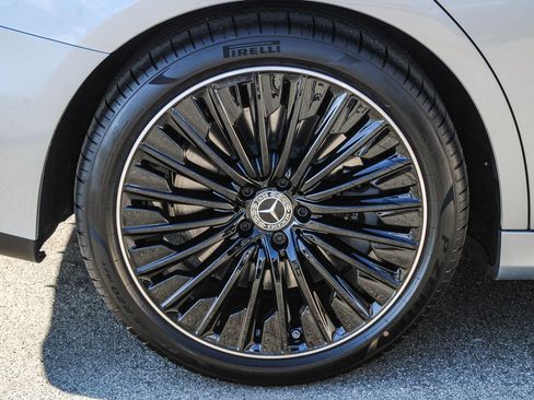 New 2026 Mercedes-Benz E 450 4MATIC Sedan image 10