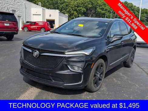 Used 2024 Buick Enclave Essence w/ Sport Touring Edition AWD/4WD image 4