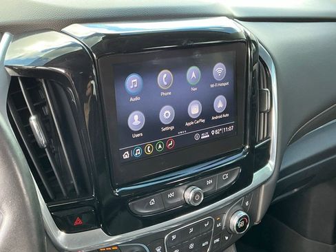 Used 2020 Chevrolet Traverse Premier FWD image 37