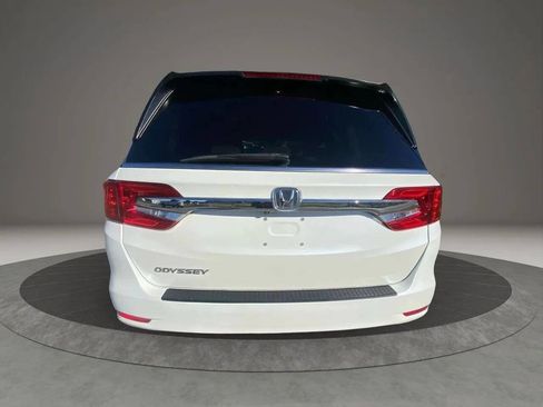 Used 2018 Honda Odyssey LX image 5