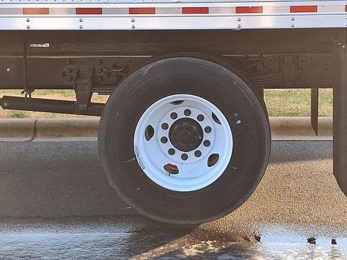 Used 2023 Ford F650 2WD Regular Cab Super Duty image 7