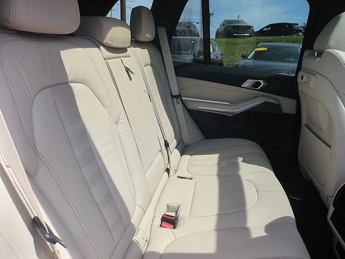 Used 2022 BMW X5 xDrive45e AWD/4WD image 31