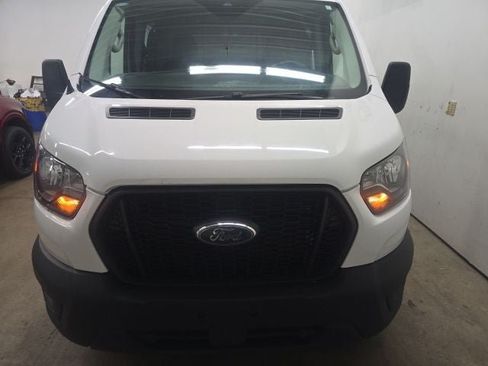 Used 2023 Ford Transit 150 Low Roof RWD image 16