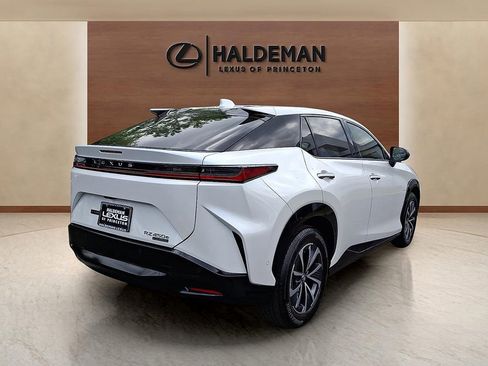 Used 2024 Lexus RZ 450e Premium w/ Technology Package AWD/4WD image 6