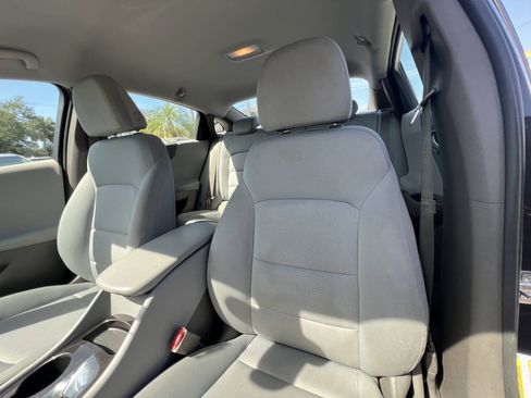 Used 2022 Chevrolet Malibu LS FWD image 13