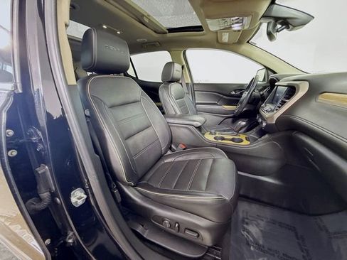 Used 2019 GMC Acadia Denali w/ Technology Package image 31