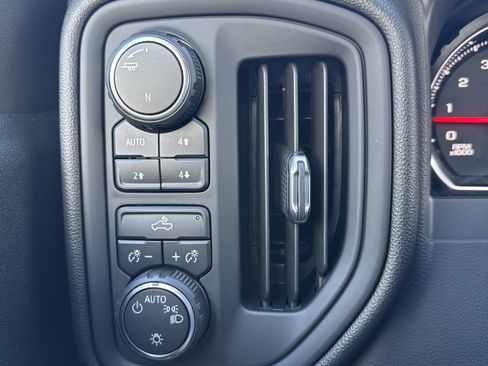 Used 2021 Chevrolet Silverado 1500 Custom Trail Boss w/ Safety Confidence Package AWD/4WD image 20