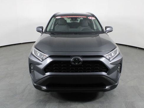 Used 2020 Toyota RAV4 XLE w/ Convenience Package image 13