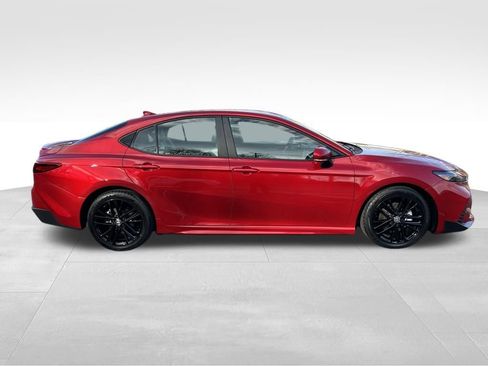 Certified 2025 Toyota Camry SE w/ Convenience Package FWD image 7