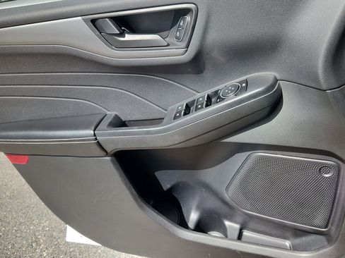 Used 2023 Ford Escape Active image 9