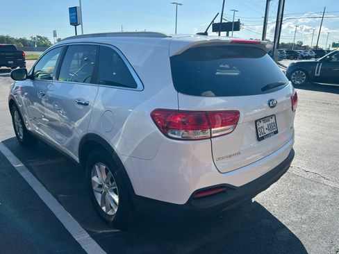 Used 2016 Kia Sorento LX FWD image 3