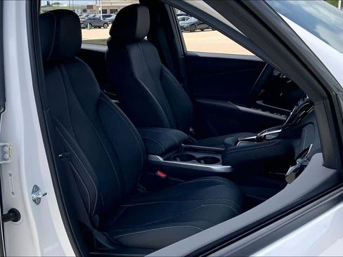 Used 2026 Acura RDX SH-AWD image 9