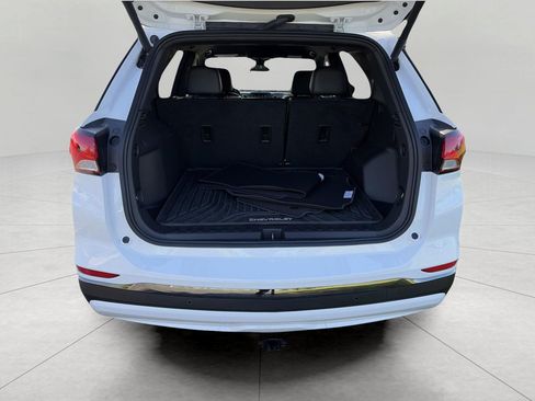 Used 2023 Chevrolet Equinox RS AWD/4WD image 16