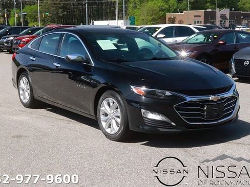 Used 2023 Chevrolet Malibu LT FWD image 1