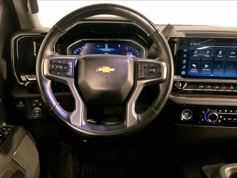 Used 2023 Chevrolet Silverado 1500 LT AWD/4WD image 5