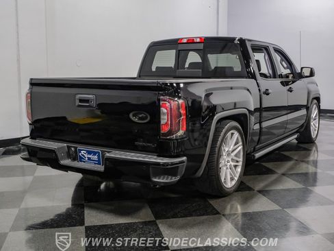 Used 2017 GMC Sierra 1500 Denali w/ Denali Ultimate Package AWD/4WD image 25