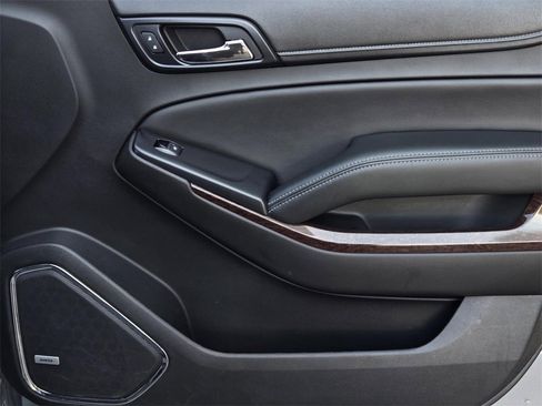 Used 2018 GMC Yukon SLT w/ Open Road Package image 8