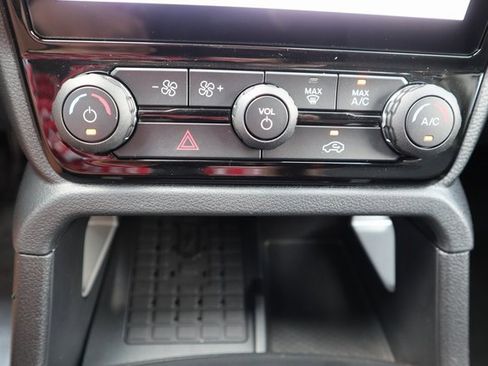 New 2025 Ford Ranger Lariat w/ FX4 Off-Road Package image 14