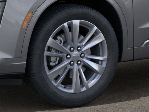 New 2025 Cadillac XT6 Premium Luxury w/ LPO, Floor Liner Package image 9