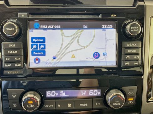 Used 2017 Nissan Titan Platinum Reserve w/ Off-Road Package AWD/4WD image 14