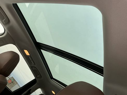 Used 2022 Subaru Ascent Touring image 23