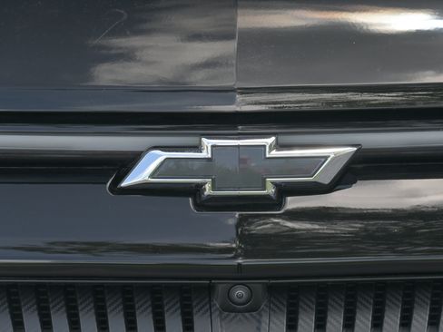 Used 2024 Chevrolet Equinox EV RS AWD/4WD image 36