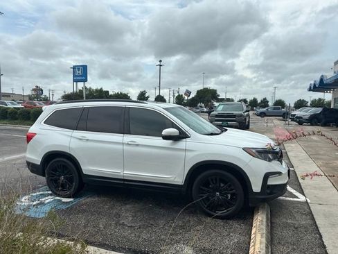 Used 2022 Honda Pilot Special Edition image 4