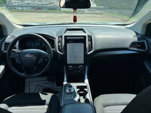 Used 2024 Ford Edge SE AWD/4WD image 13