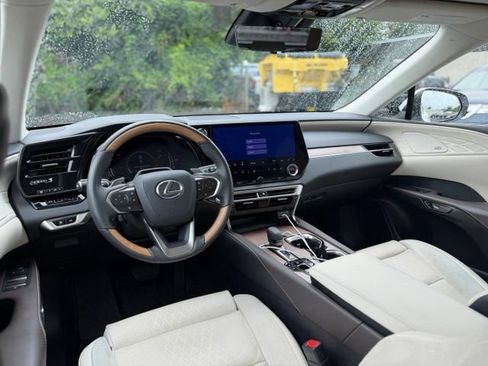 Certified 2024 Lexus RX 350 AWD w/ Convenience Package image 22