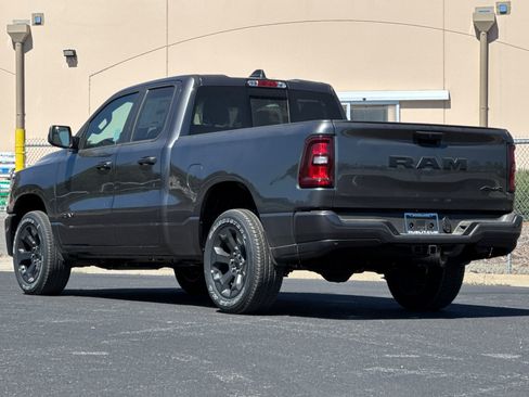 New 2026 RAM 1500 Express AWD/4WD image 5